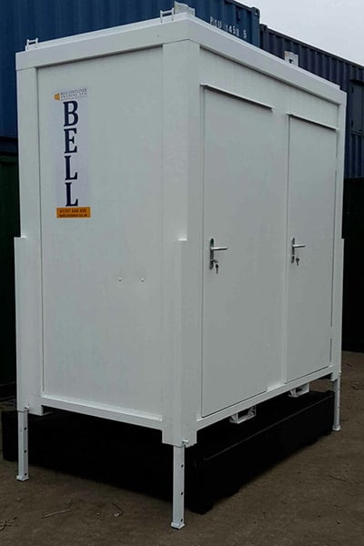 1+1 toilet block ext. finished white with waste tank rental fleet